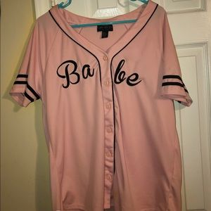 Pink “babe” jersey